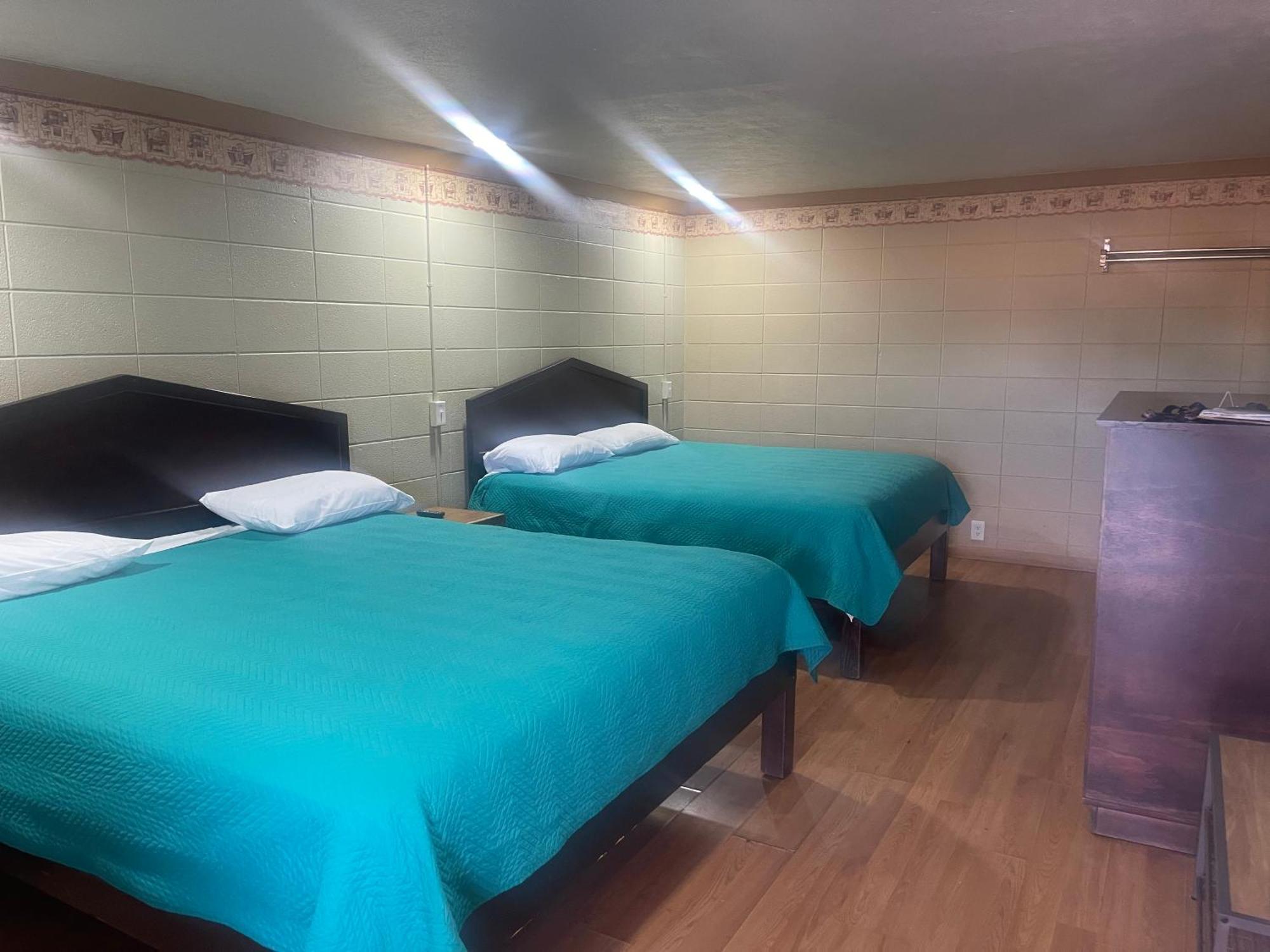Provo Inn & Suites Kültér fotó